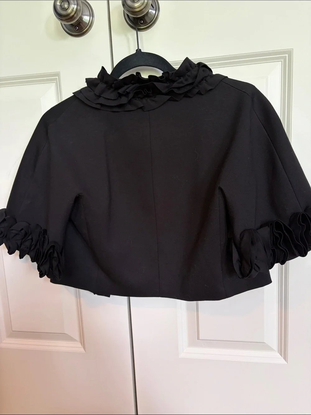 Trina Turk Black Ruffle-Trim Cropped Jacket - Picture 7 of 9